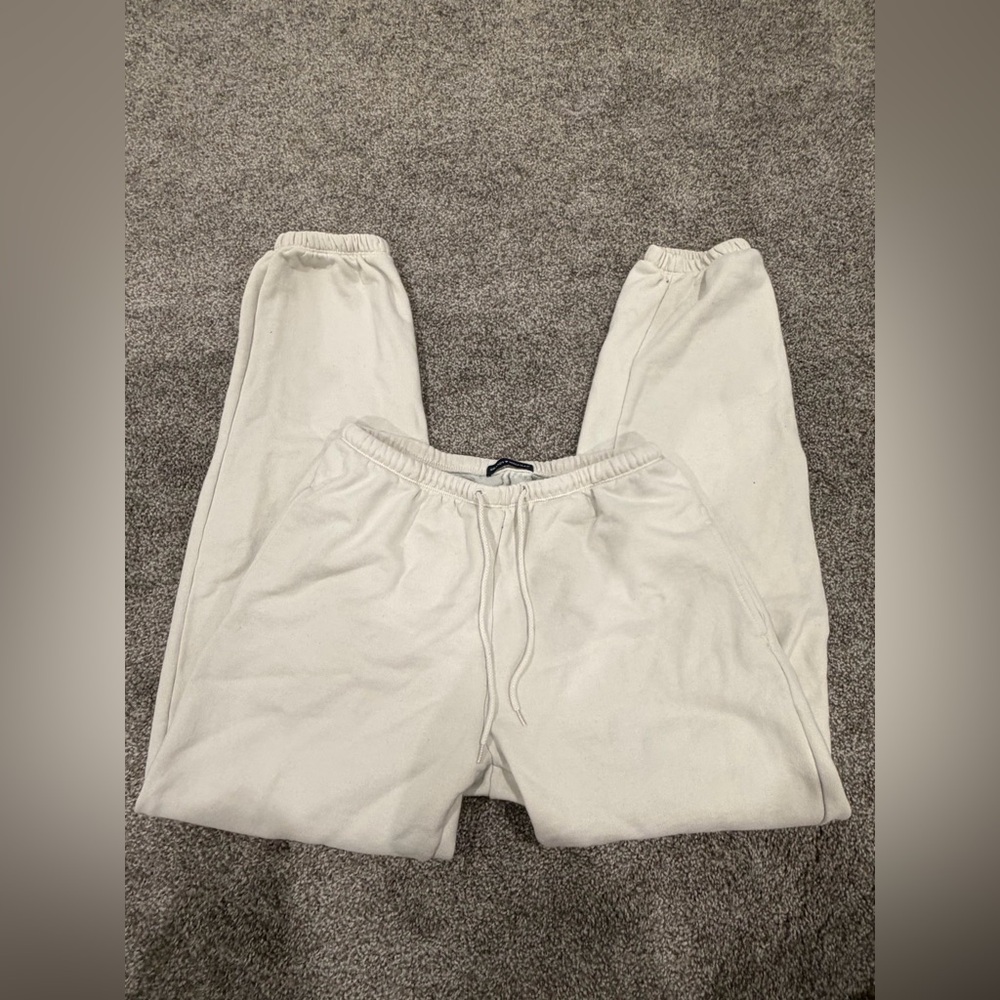 Brandy Melville Cream Sweatpants - Picture 2 of 6